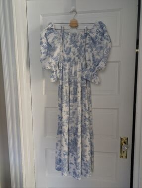 Smocked Puff-Sleeve Maxi Dress in Blue Toile